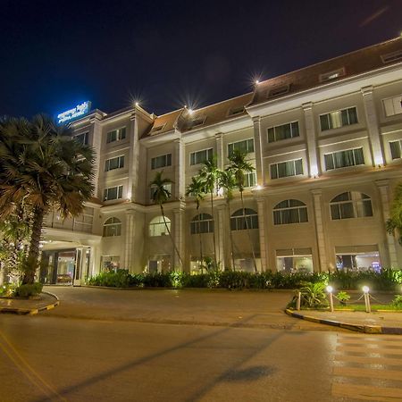 Angkor Riviera Hotel Siem Reap Buitenkant foto