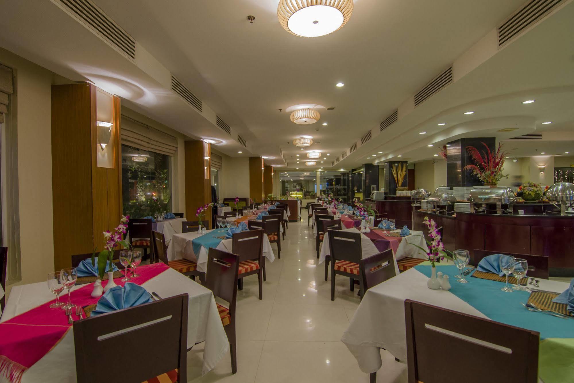 Angkor Riviera Hotel Siem Reap Buitenkant foto
