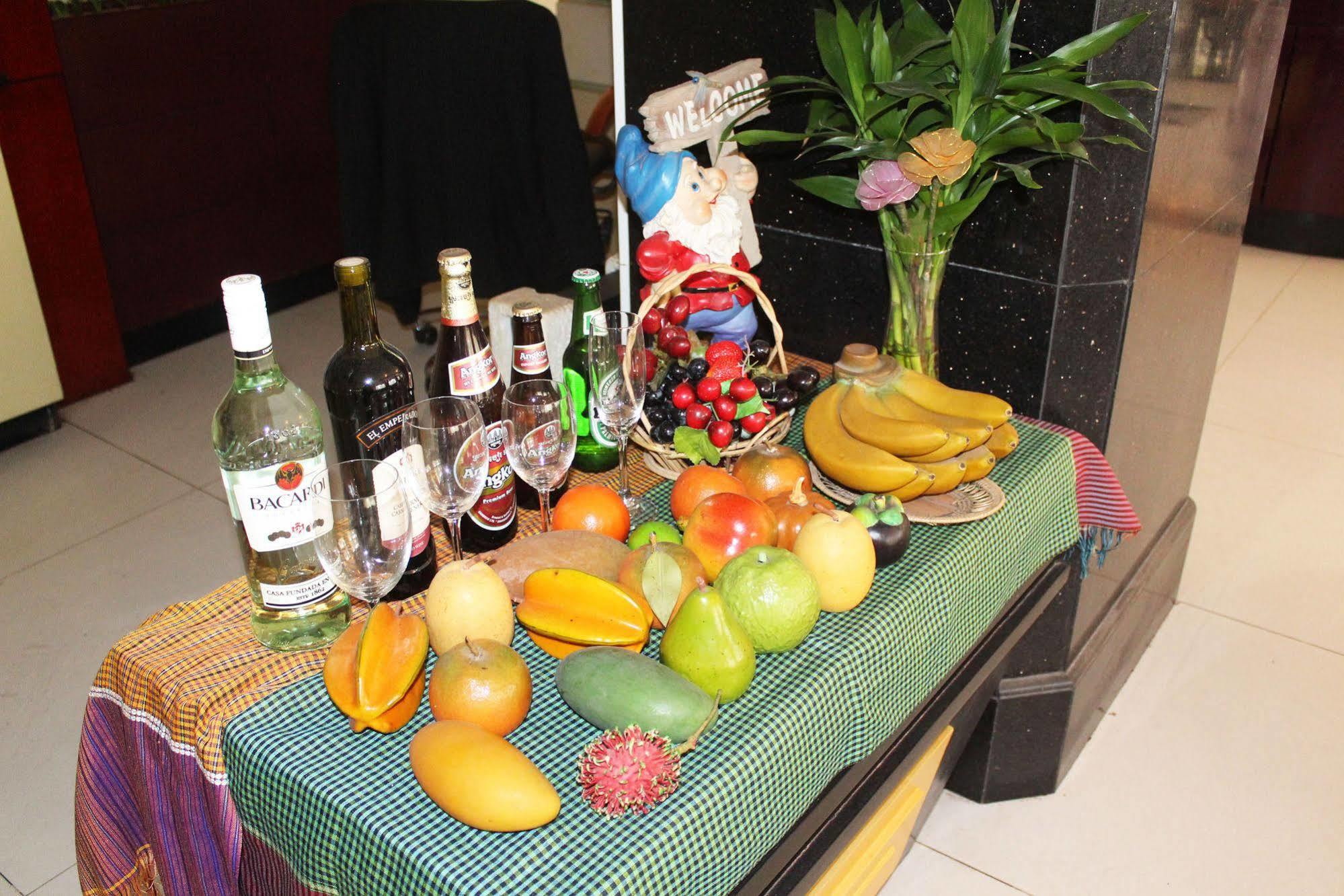 Angkor Riviera Hotel Siem Reap Buitenkant foto